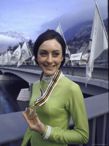 art-rickerby-peggy-fleming-holding-her-olympic-gold-medal-for-figure-skating_i-G.jpg